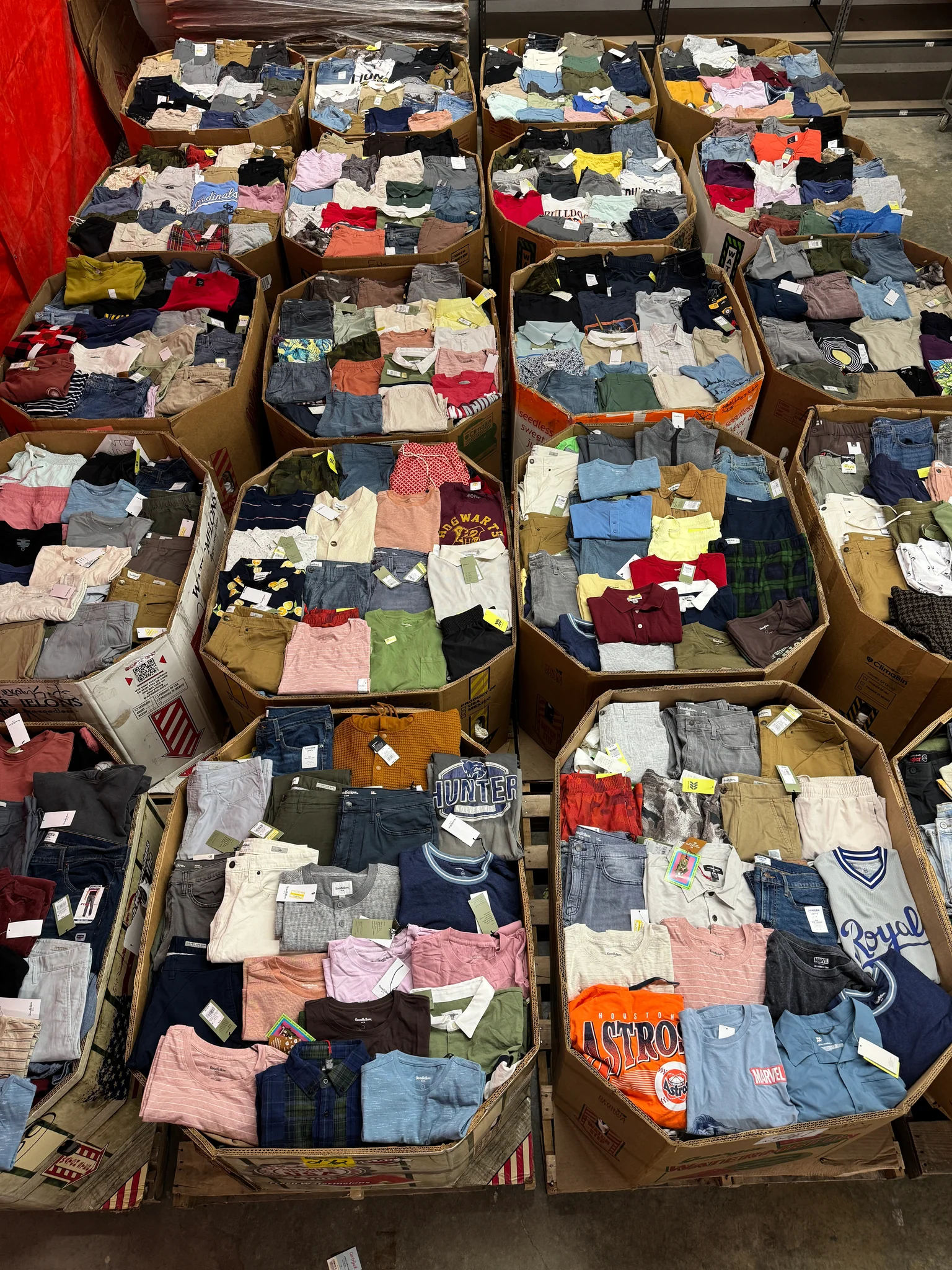 Target Men’s Clothing Liquidation Pallet Target Men’s Clothing Liquidation Pallet