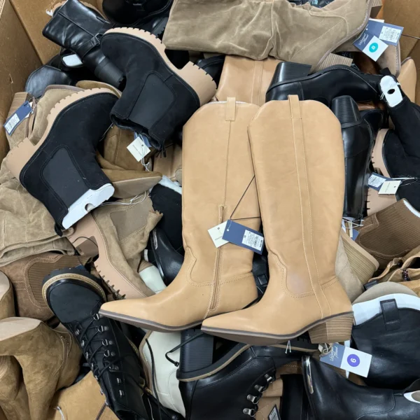 Target Women's Boots Liquidation Pallet(150 Pairs)
