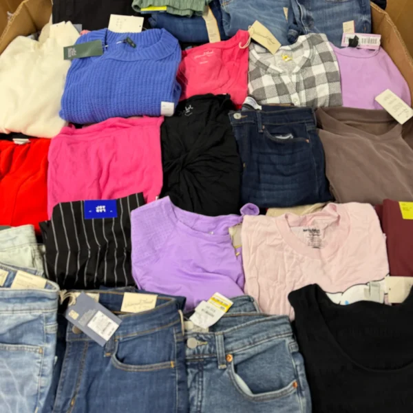 Target Women’s Clothing Liquidation Pallet 3