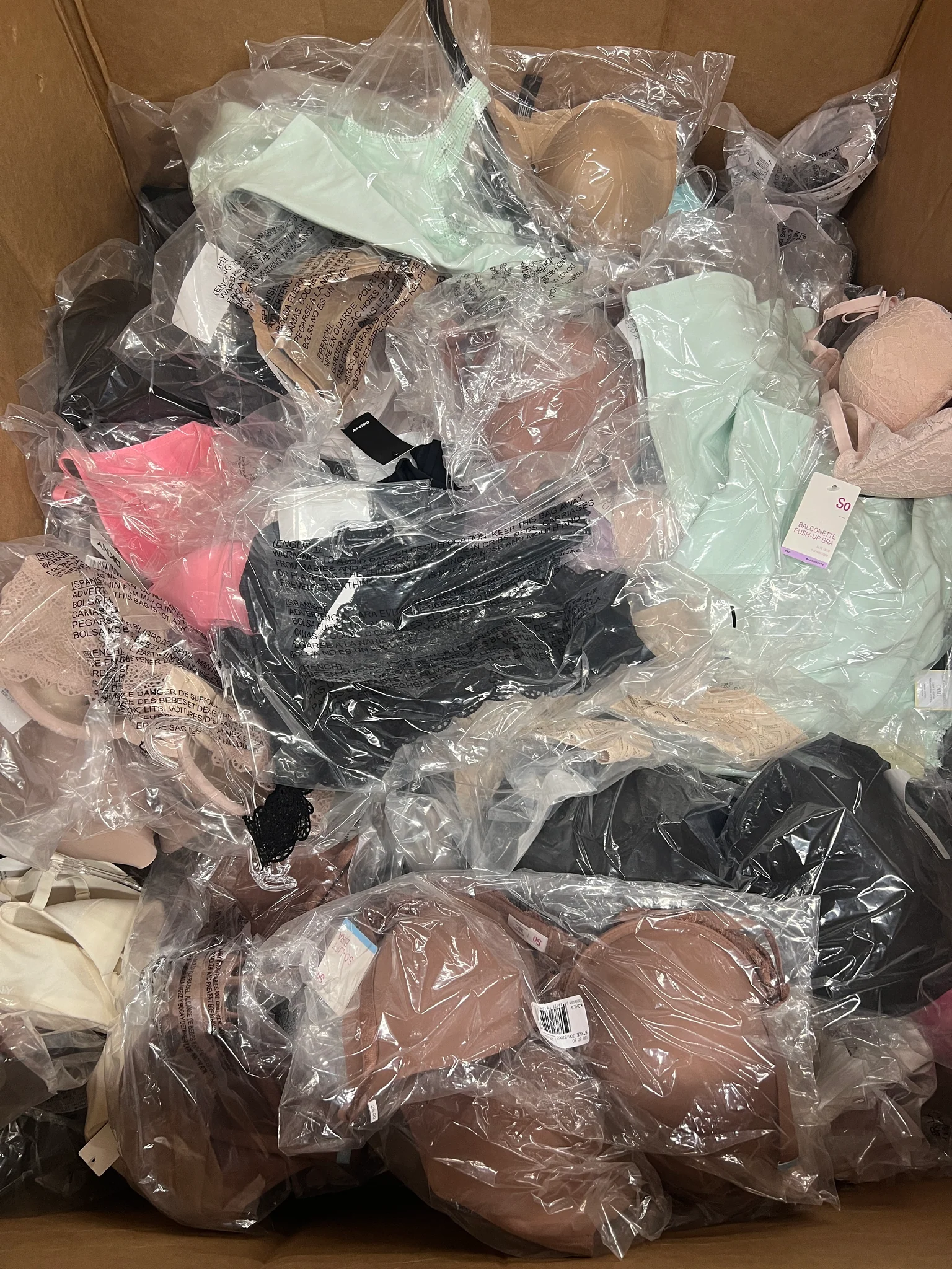 Mixed Brand Name Bras (250 Pieces) Mixed Brand Name Bras – 500 Pieces