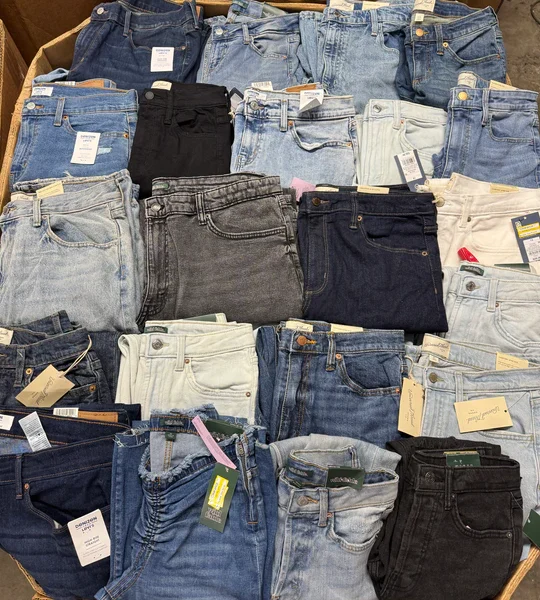 Target Wholesale Women’s Jeans 4